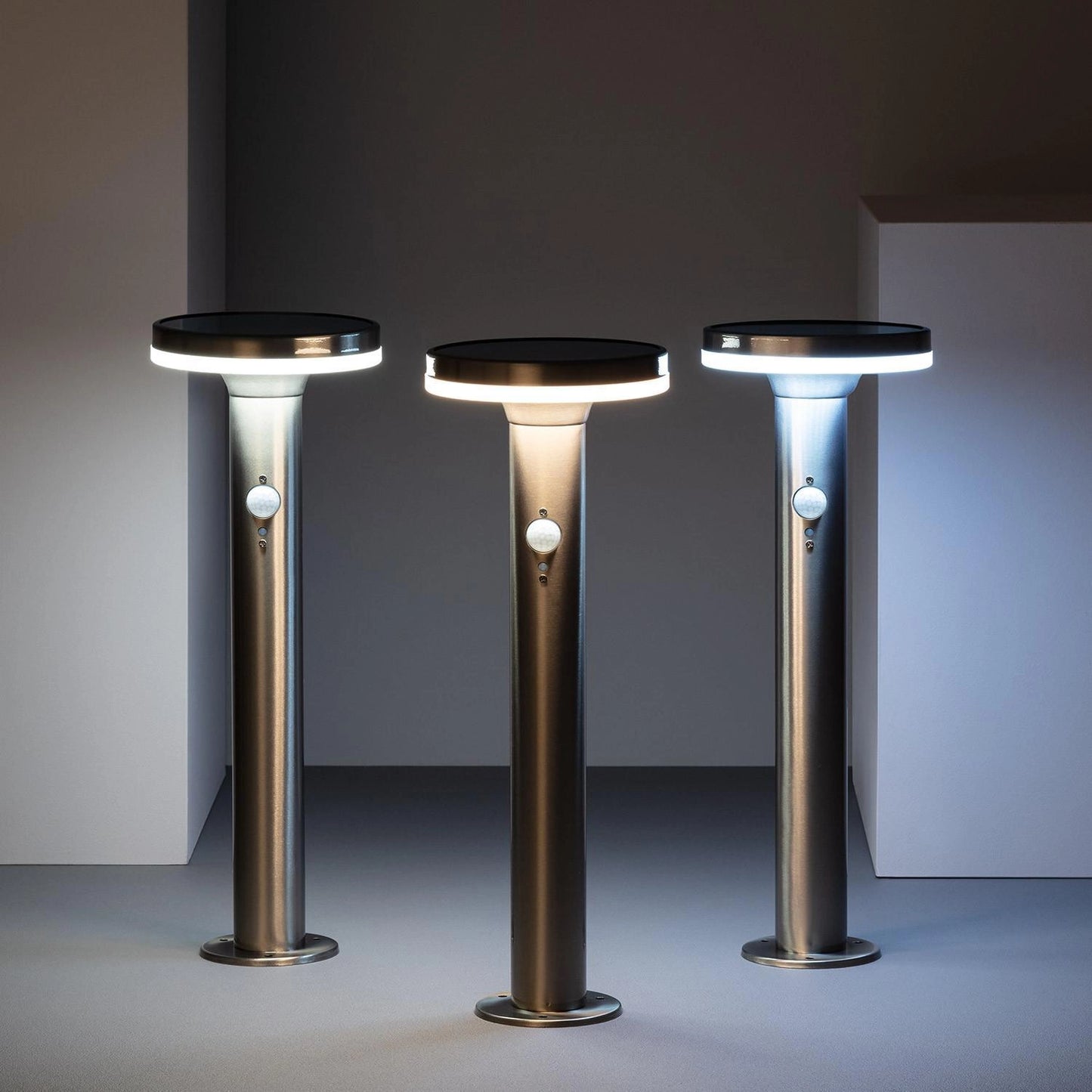 Baliza Solar Exterior LED 6W Superficie Pie 45cm con Detector de Movimiento Helios Inox