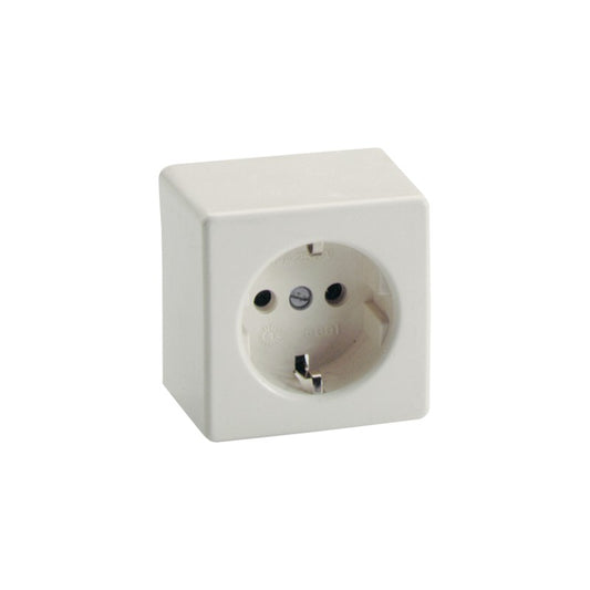 BASE FIJA 2P+T,16A 250V COLOR BLANCO DE SUPERFICIE.