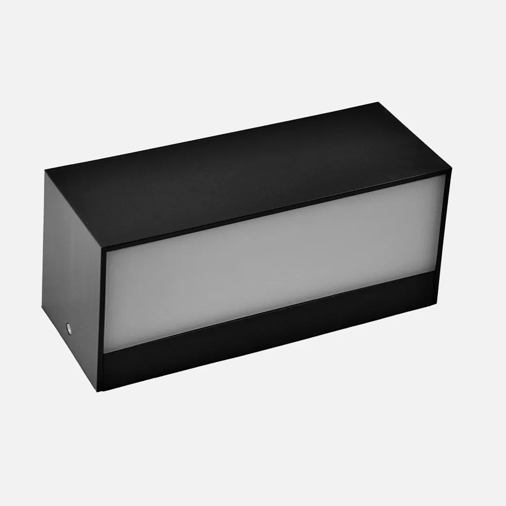 Aplique Exterior Masala 1xe27 Negro Ip65 Policarbonato 9x23x10,1 Cm