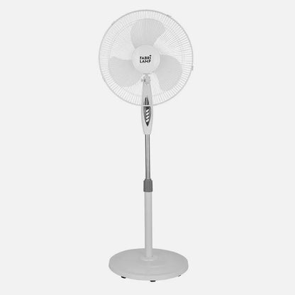 Ventilador De Pie Bise Blanco 3 Velocidades 45w Regulable 43x40cm Oscilante 3 Aspas Blancas C/remoto Y Temporizador