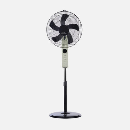 Ventilador De Pie Circus Beis/negro 3 velocidades 45w Regulable 43x40cm Oscilante 5 aspas c/ Remoto Y Temporizador